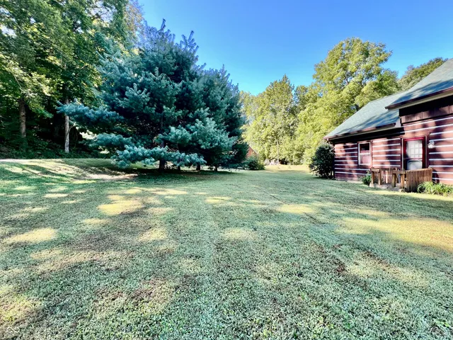 $249,900 | 7932 Mt Nebo Road, Columbus, IN 47201