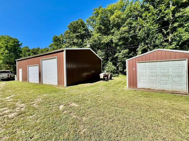 $249,900 | 7932 Mt Nebo Road, Columbus, IN 47201