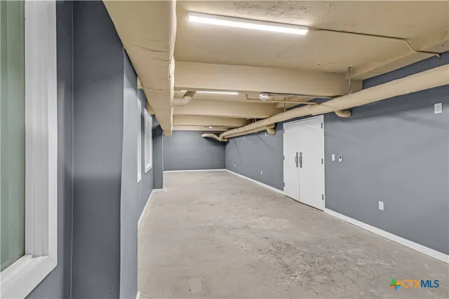 a picture of city view