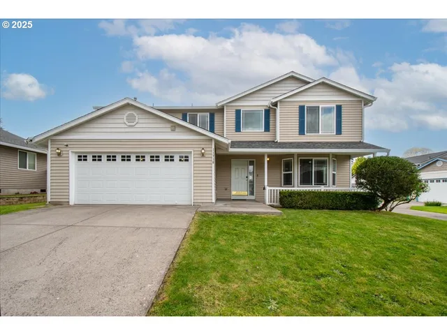 $555,000 | 11716 Northeast 42nd Court, Vancouver, WA 98686