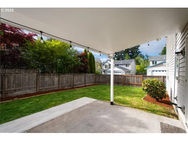 $555,000 | 11716 Northeast 42nd Court, Vancouver, WA 98686