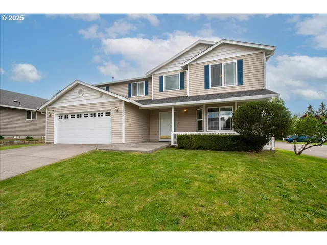 $555,000 | 11716 Northeast 42nd Court, Vancouver, WA 98686