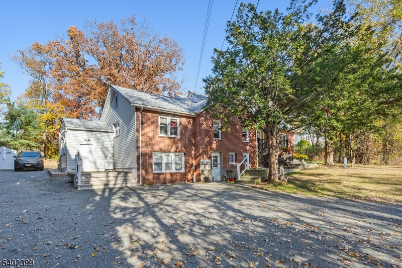 76 Ridge Road, Unit 1 Oak Ridge, NJ 07438 - Photo 2 of 15