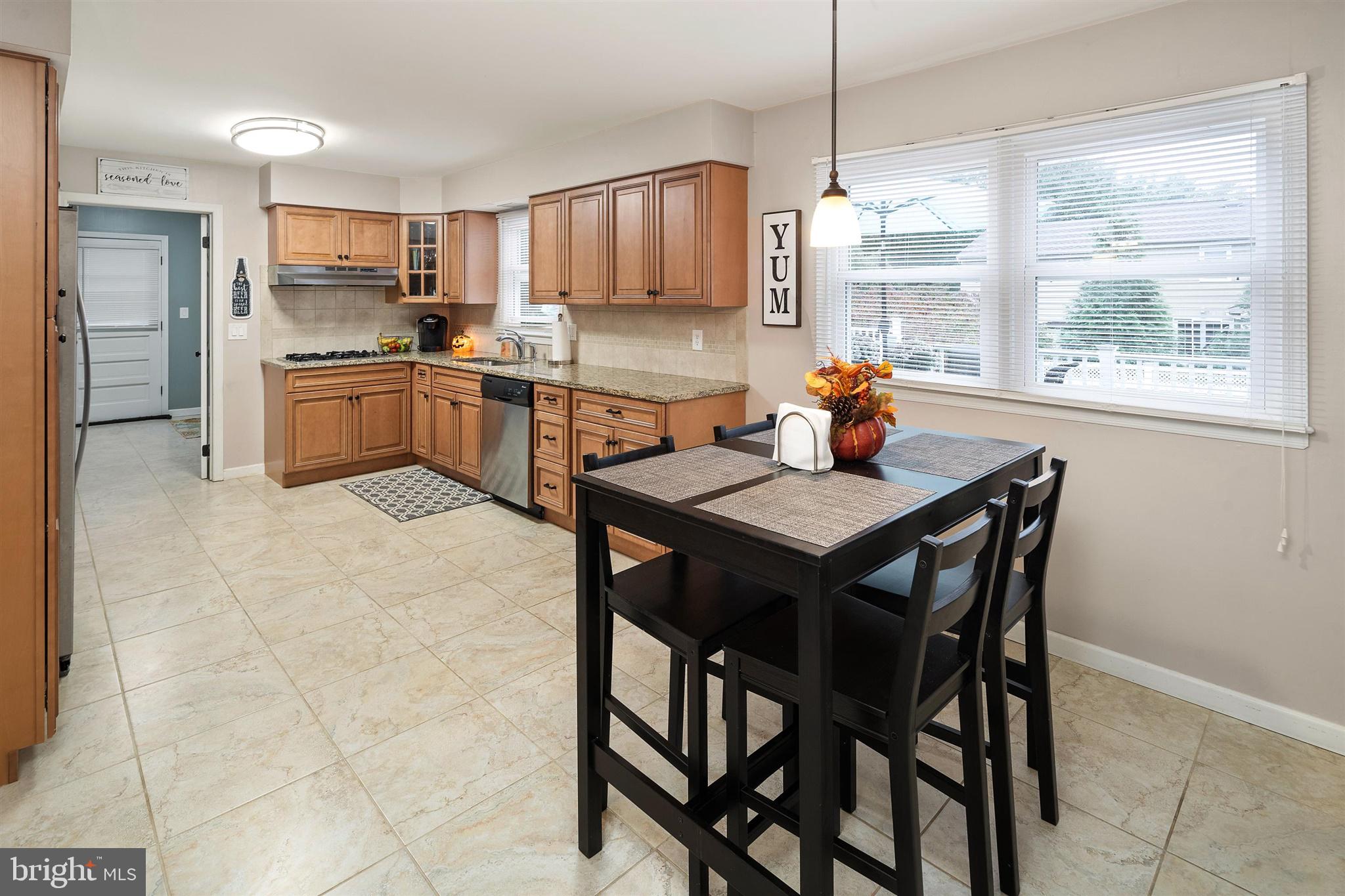 59 Brophy Drive Ewing, NJ 08638 - Photo 11 of 33