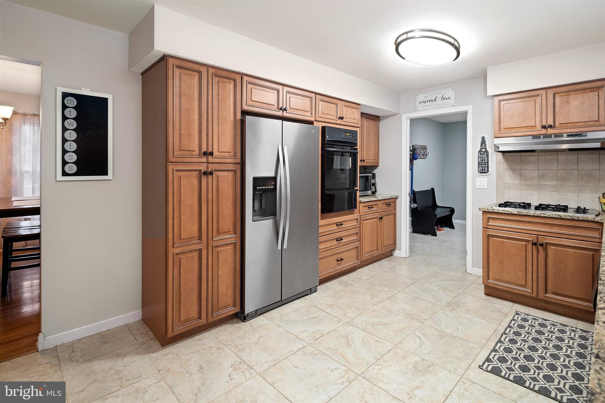 59 Brophy Drive Ewing, NJ 08638 - Photo 12 of 33