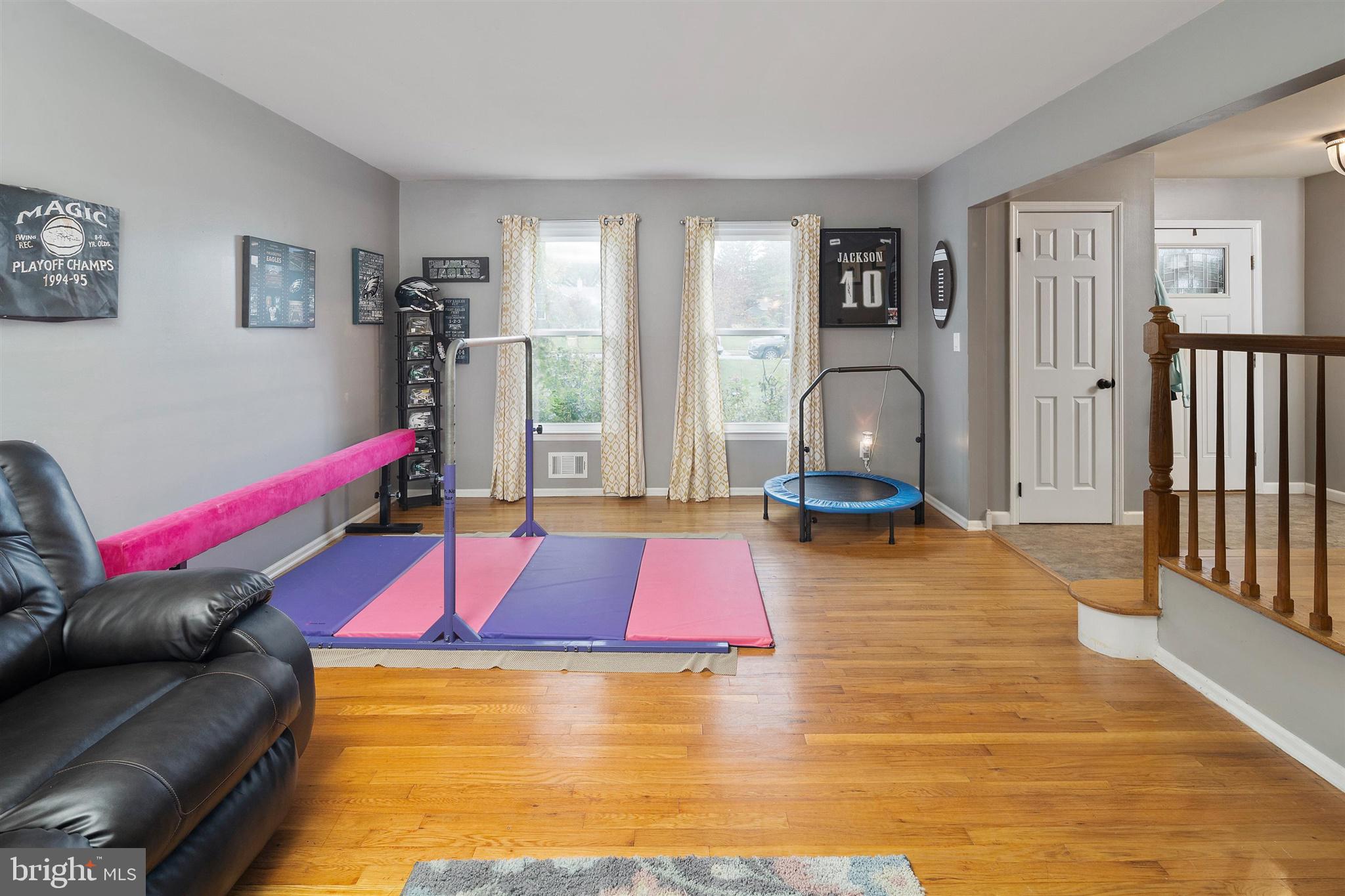 59 Brophy Drive Ewing, NJ 08638 - Photo 6 of 33