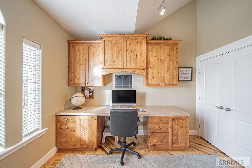 3756 Orrin Lane Rexburg, ID 83440 - Photo 15 of 93