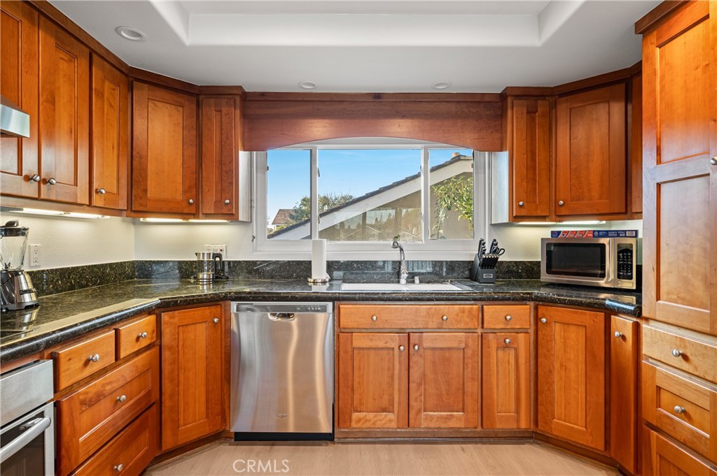 25 Lakeview, Unit 60 Irvine, CA 92604 - Photo 15 of 32