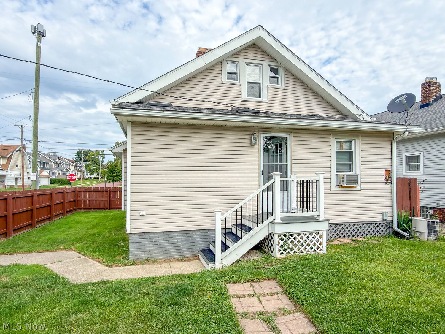 12721 North Road Cleveland, OH 44111 - Photo 30 of 30 Gallery Image 30