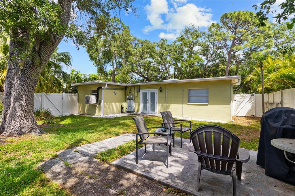 5596 100th Way North St. Petersburg, FL 33708 - Photo 35 of 67