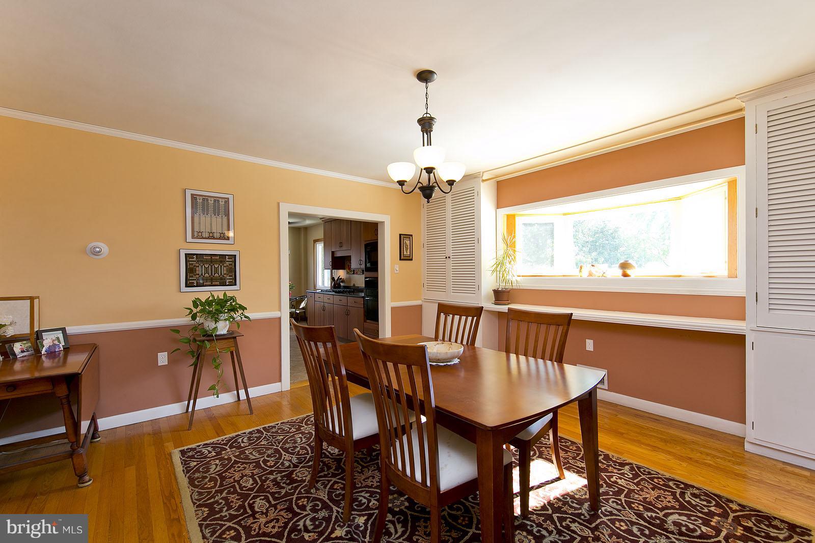 131 Roszel Road Winchester, VA 22601 - Photo 9 of 30 Dining Room