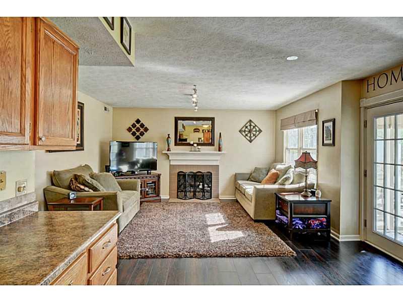 7579 Meadow Ridge Drive Fishers, IN 46038 - Photo 4 of 24 Gallery Image 4