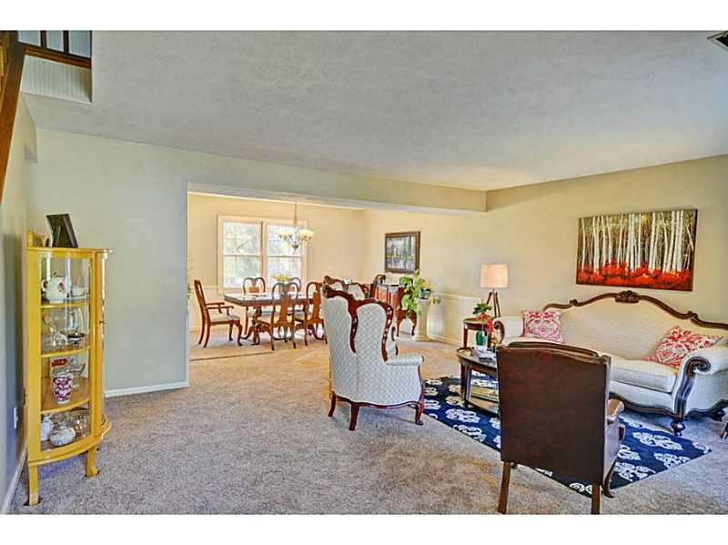 7579 Meadow Ridge Drive Fishers, IN 46038 - Photo 7 of 24 Gallery Image 7