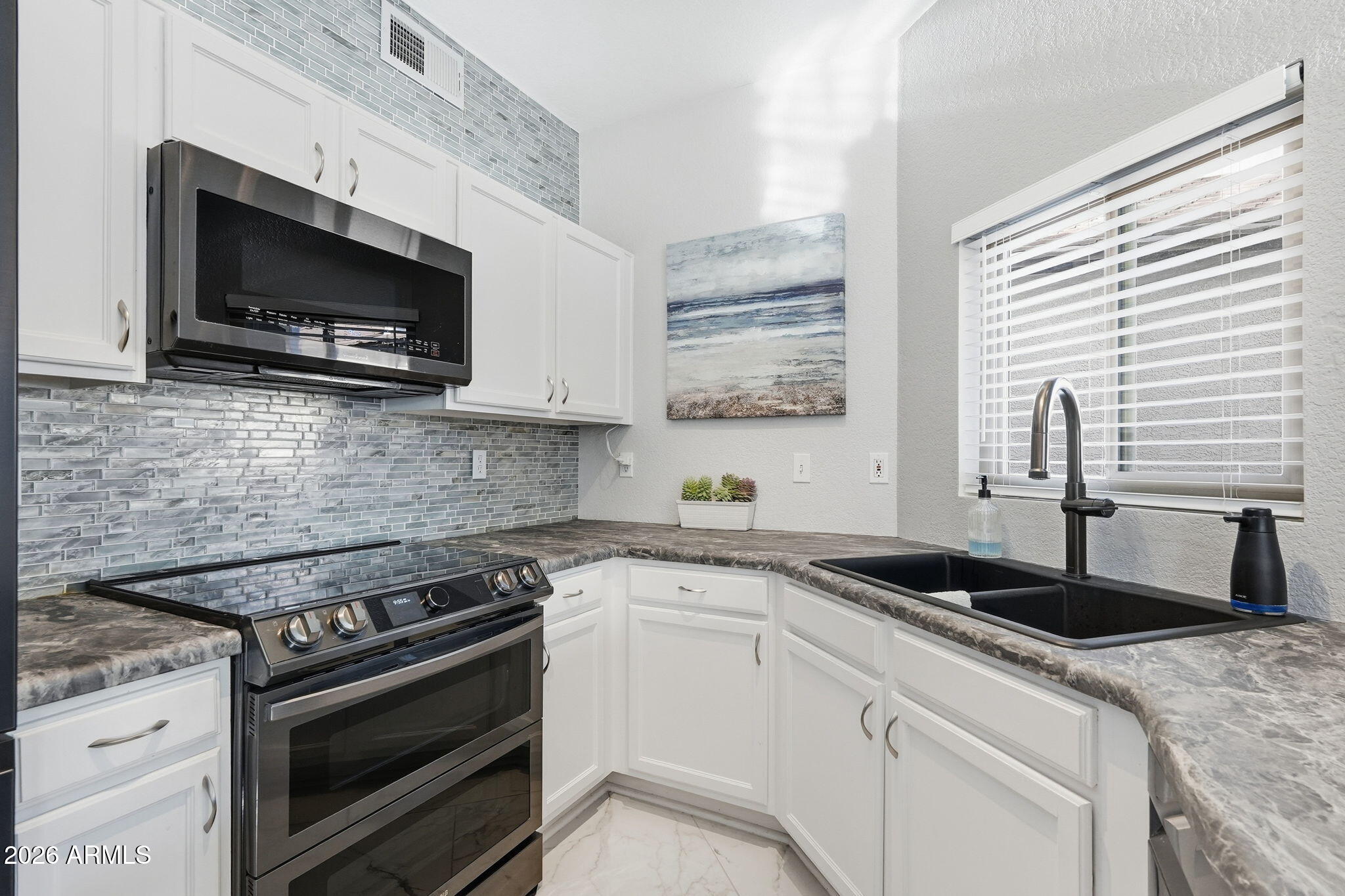 1273 South Boulder Street, Unit A Gilbert, AZ 85296 - Photo 13 of 40 014_ListerPros