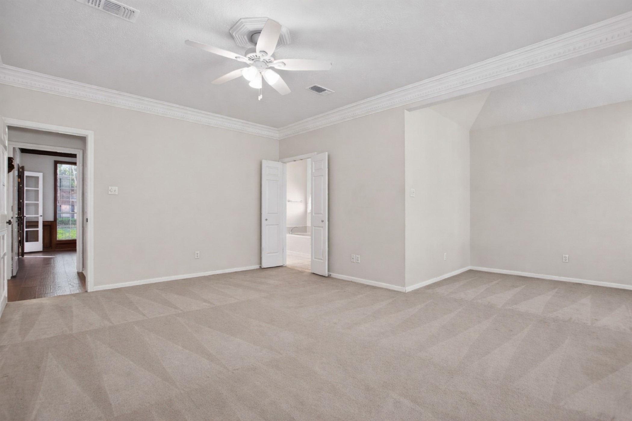 47 North Buck Ridge The Woodlands, TX 77381 - Photo 19 of 37