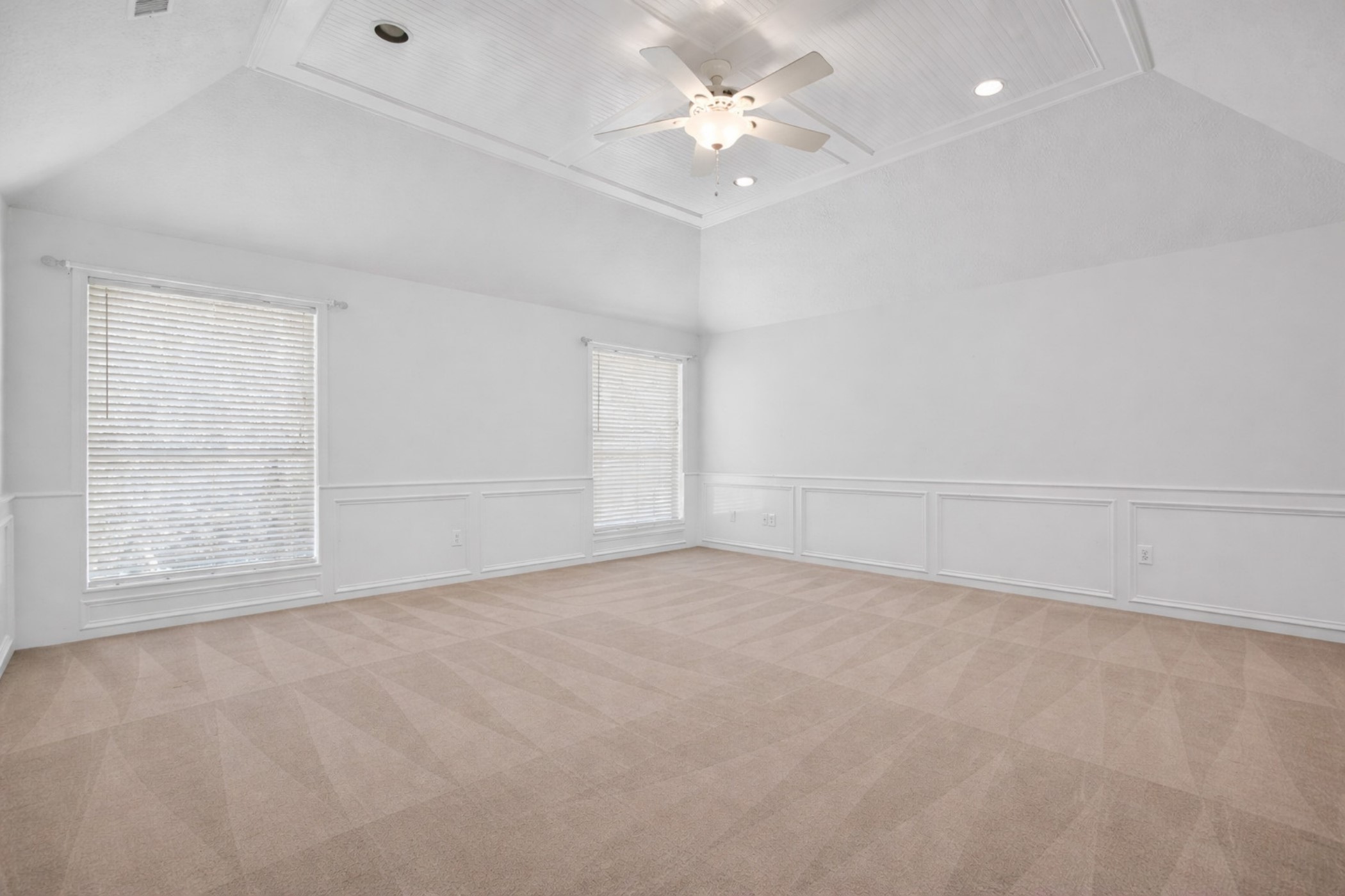 47 North Buck Ridge The Woodlands, TX 77381 - Photo 25 of 37