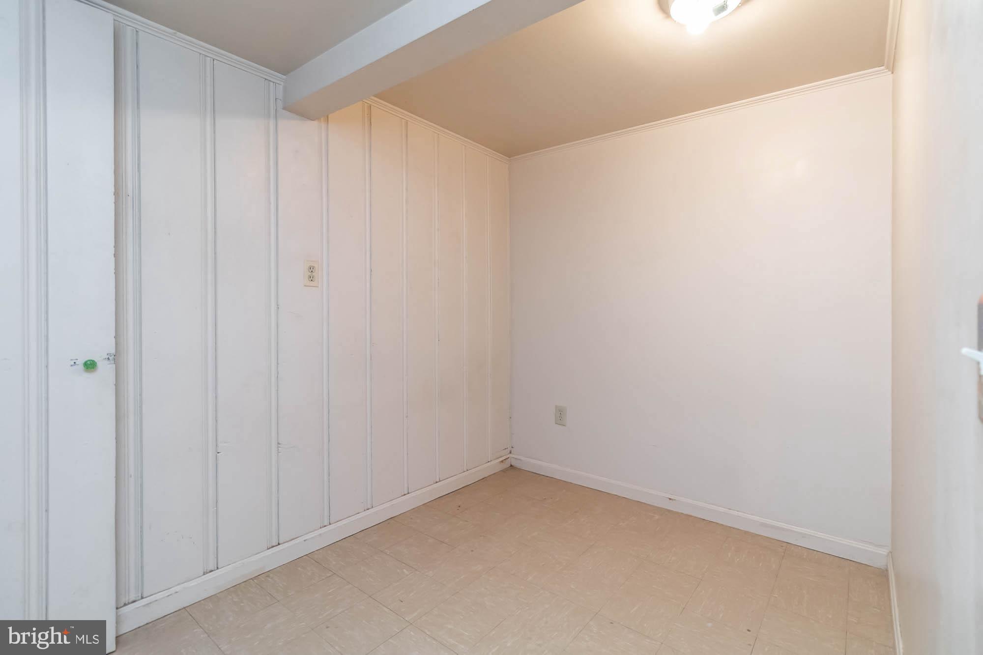 911 Weatherbee Road Baltimore, MD 21286 - Photo 27 of 34 LL space for storage.- or easily open to main club
