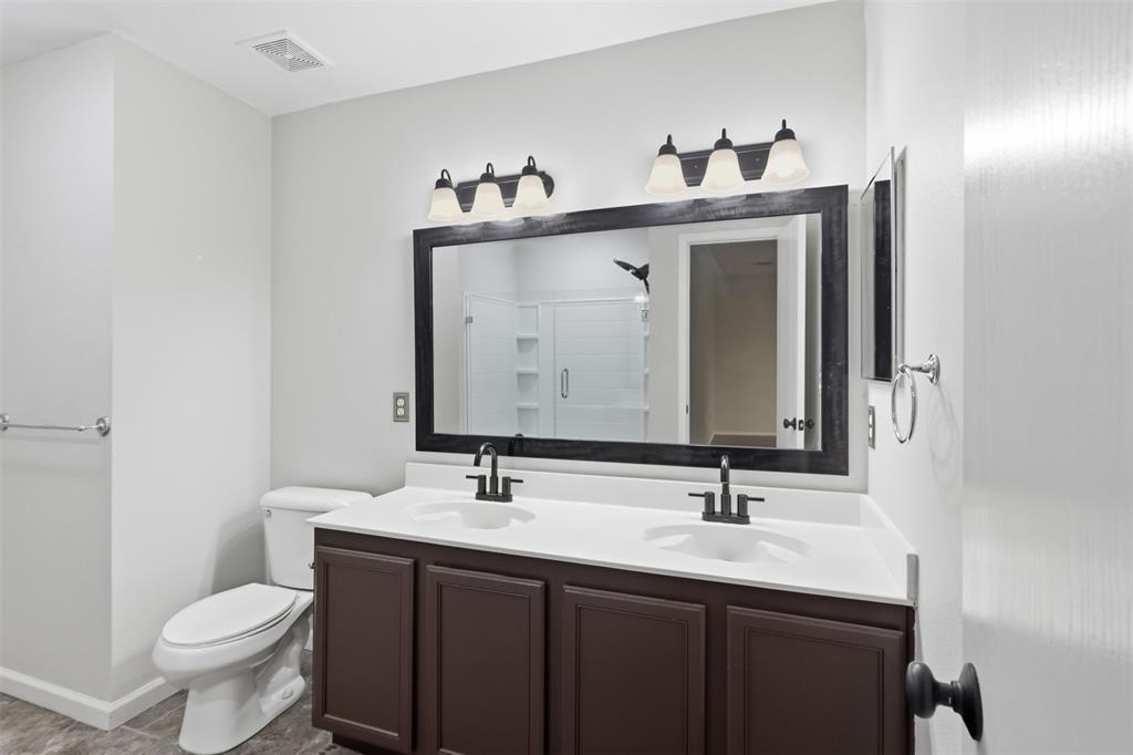 9582 Rosedale Drive Frisco, TX 75035 - Photo 16 of 25 Gallery Image 16