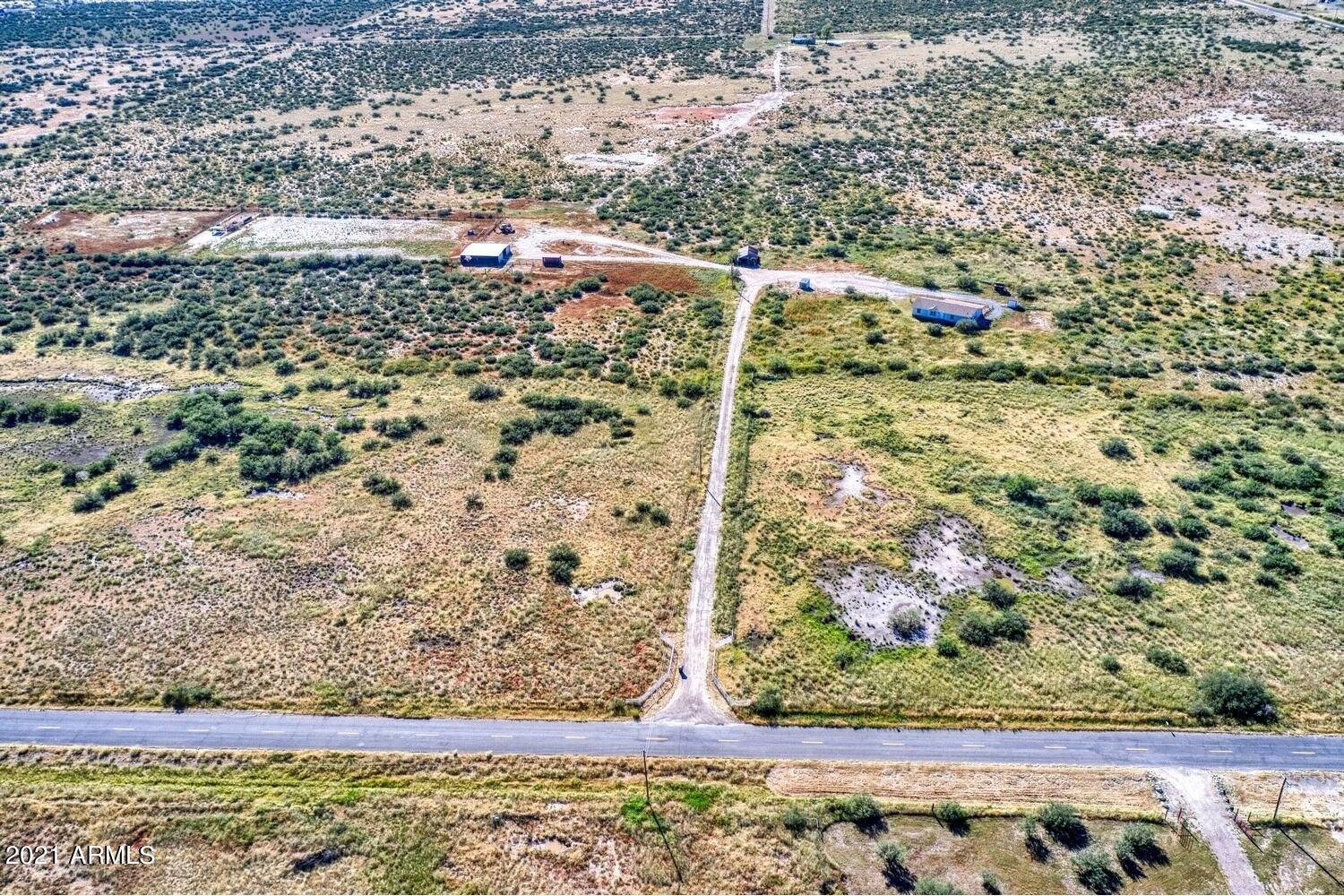 4111 North Circle I Road Willcox, AZ 85643 - Photo 11 of 37 01060_4111 North Circle I Road