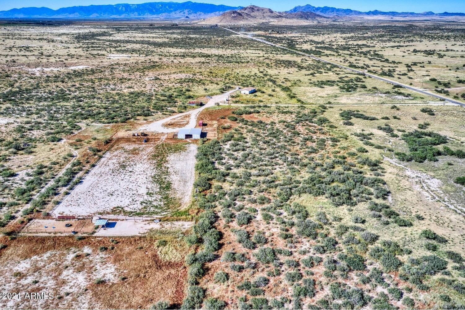 4111 North Circle I Road Willcox, AZ 85643 - Photo 7 of 37 01047_4111 North Circle I Road
