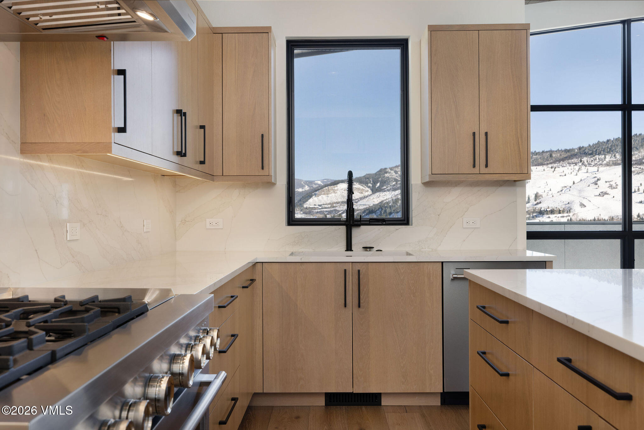351 Longhorn Road, Unit A Edwards, CO 81632 - Photo 15 of 34 a kitchen with granite countertop a sink and a stove