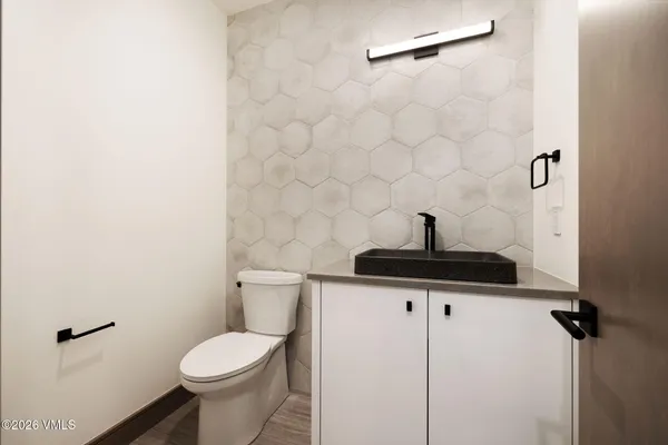 $2,799,000 | 351 Longhorn Road, Unit A, Edwards, CO 81632