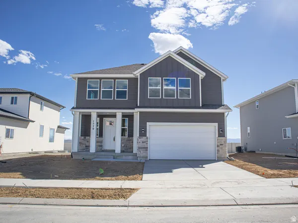 $539,990 | 1570 East Bigtooth Maple Court, Eagle Mountain, UT 84005