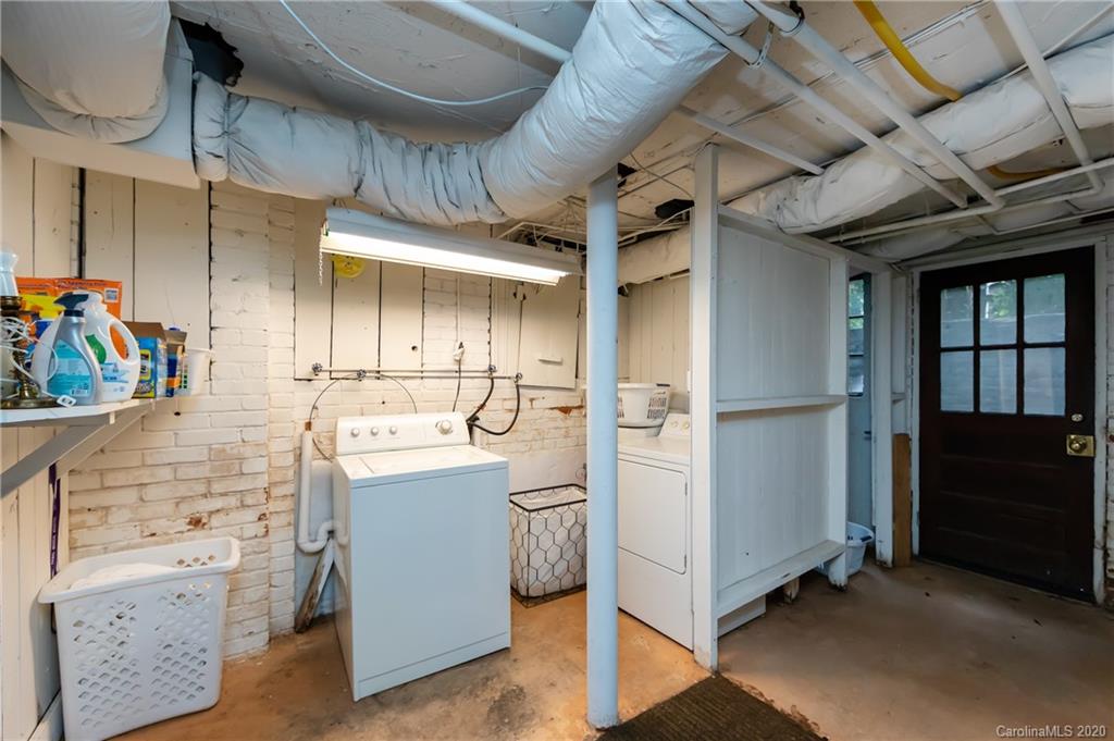 907 Ardsley Road, Unit 1 Charlotte, NC 28207 - Photo 34 of 44 Gallery Image 34
