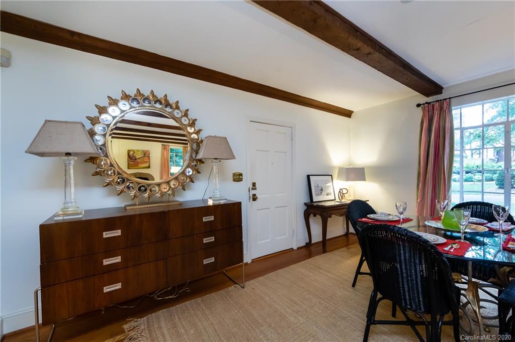 907 Ardsley Road, Unit 1 Charlotte, NC 28207 - Photo 5 of 44 Gallery Image 5