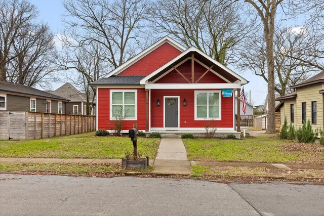 $435,000 | 1610 East 12th Street, Chattanooga, TN 37404