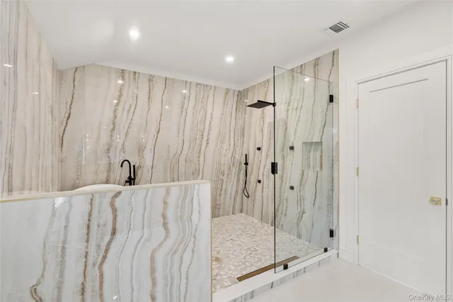 $3,250,000 | 9 Wilderness Road, St. James, NY 11780