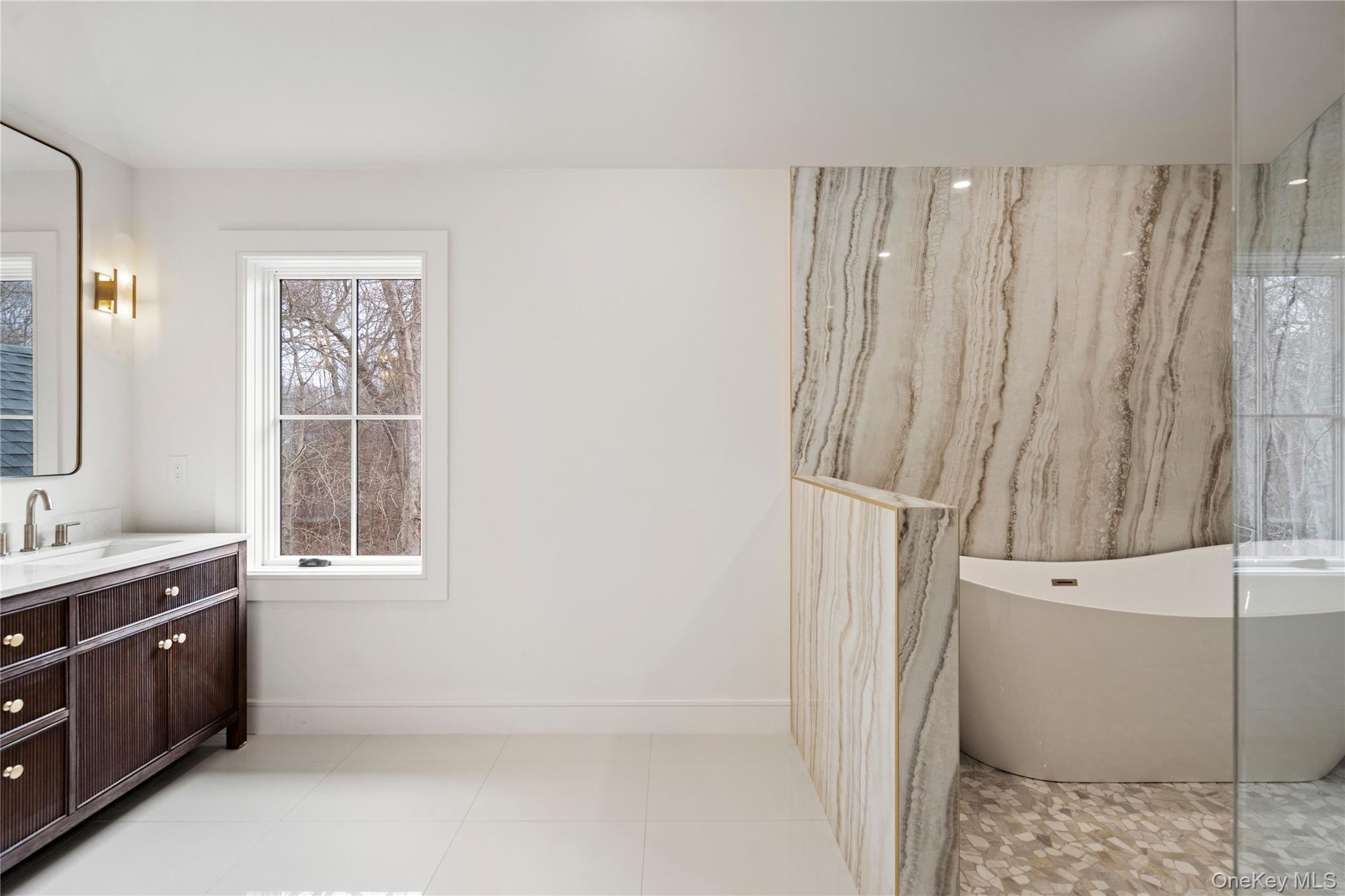 9 Wilderness Road St. James, NY 11780 - Photo 22 of 45 2nd Floor Primary En-Suite with 2 WIC's and Full Bathroom