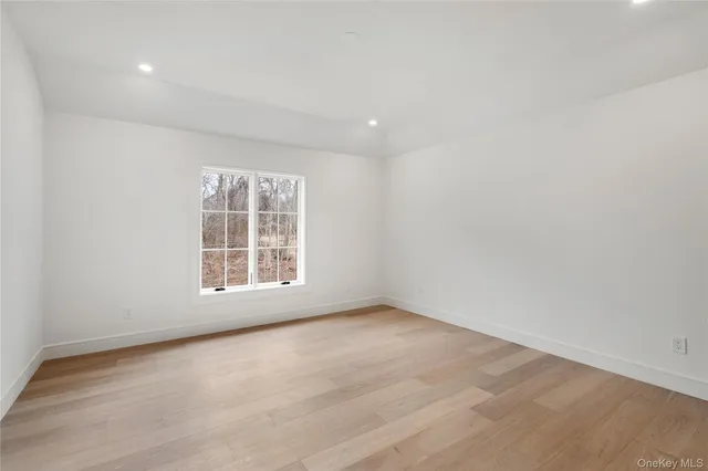 $3,250,000 | 9 Wilderness Road, St. James, NY 11780