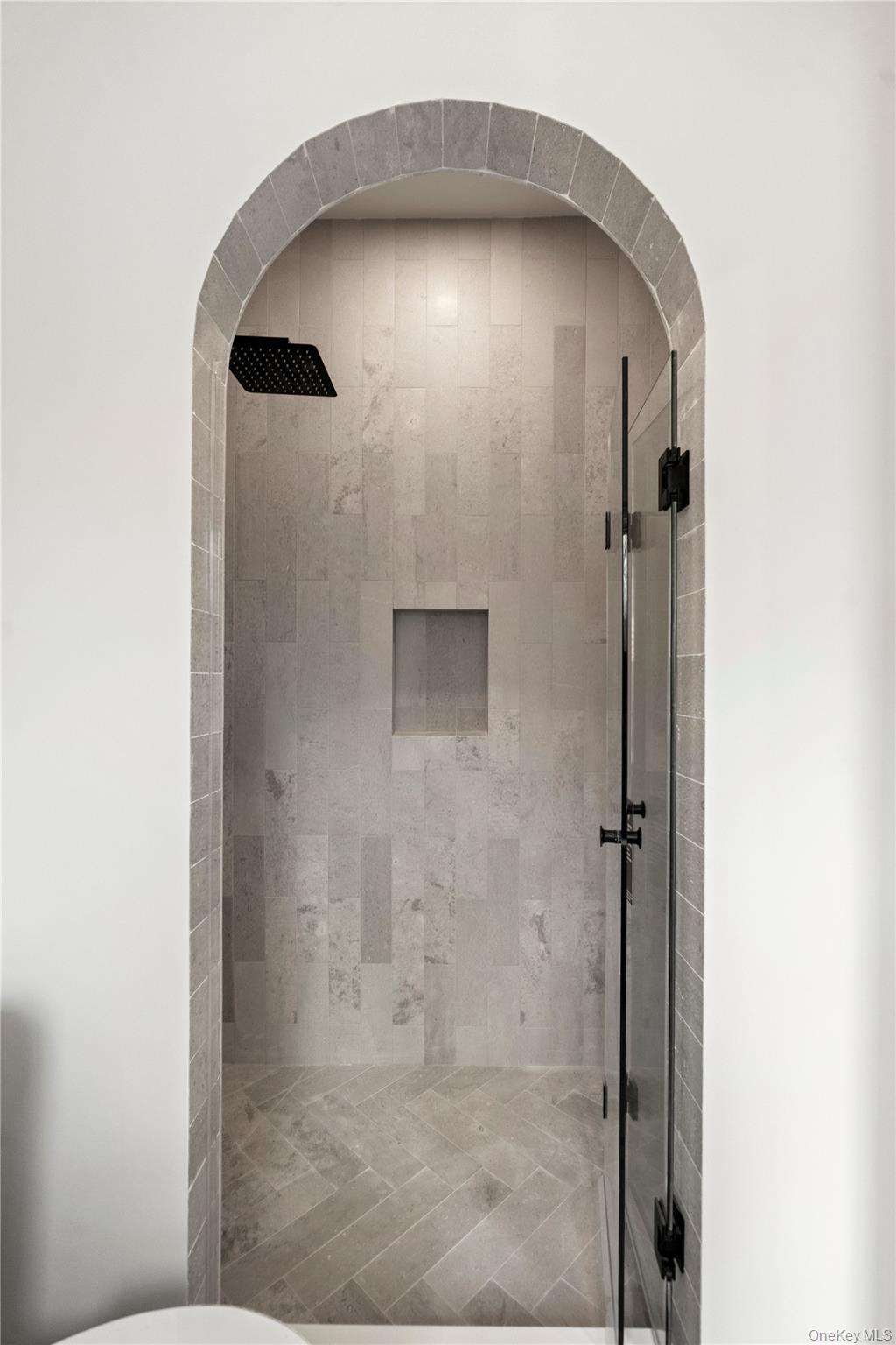 9 Wilderness Road St. James, NY 11780 - Photo 36 of 44 Junior En-Suite Full Bath, Walk In Shower with Rounded Archway