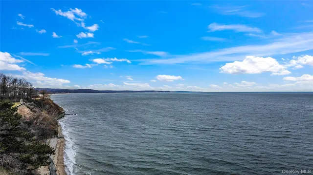 $3,250,000 | 9 Wilderness Road, St. James, NY 11780