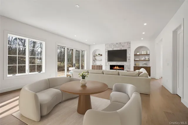 $3,250,000 | 9 Wilderness Road, St. James, NY 11780