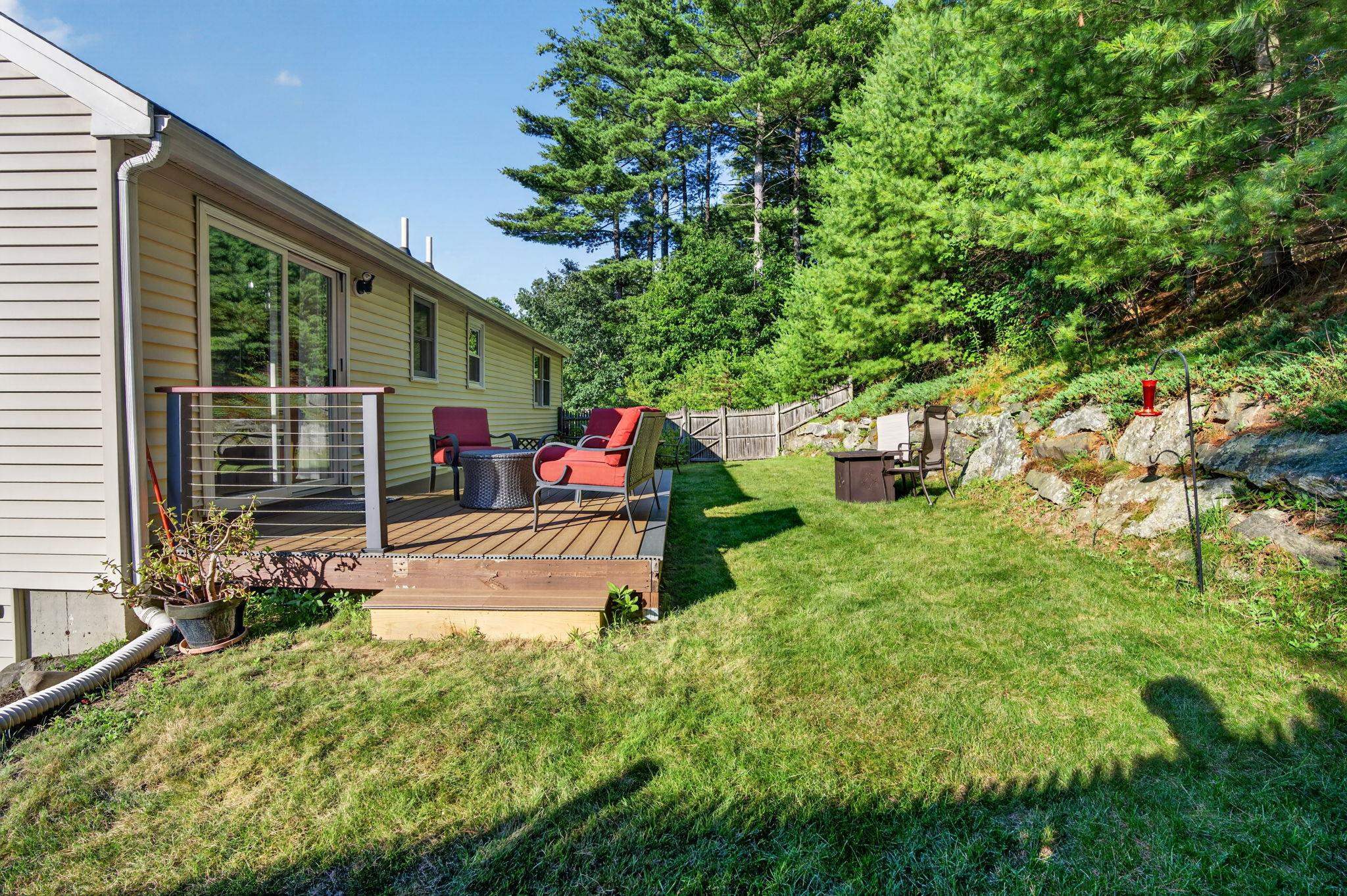 18 Cobble Hill Road Nashua, NH 03062 - Photo 41 of 44