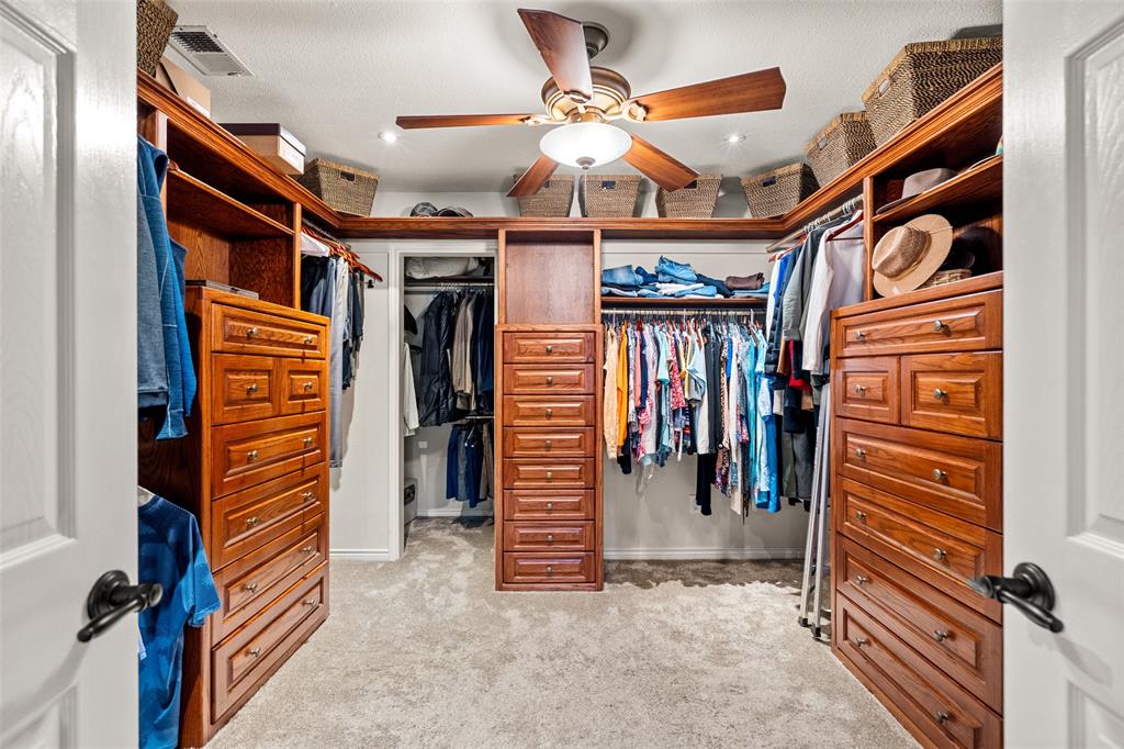 400 Hunters Ridge Circle Coppell, TX 75019 - Photo 15 of 35 a view of walk in closet