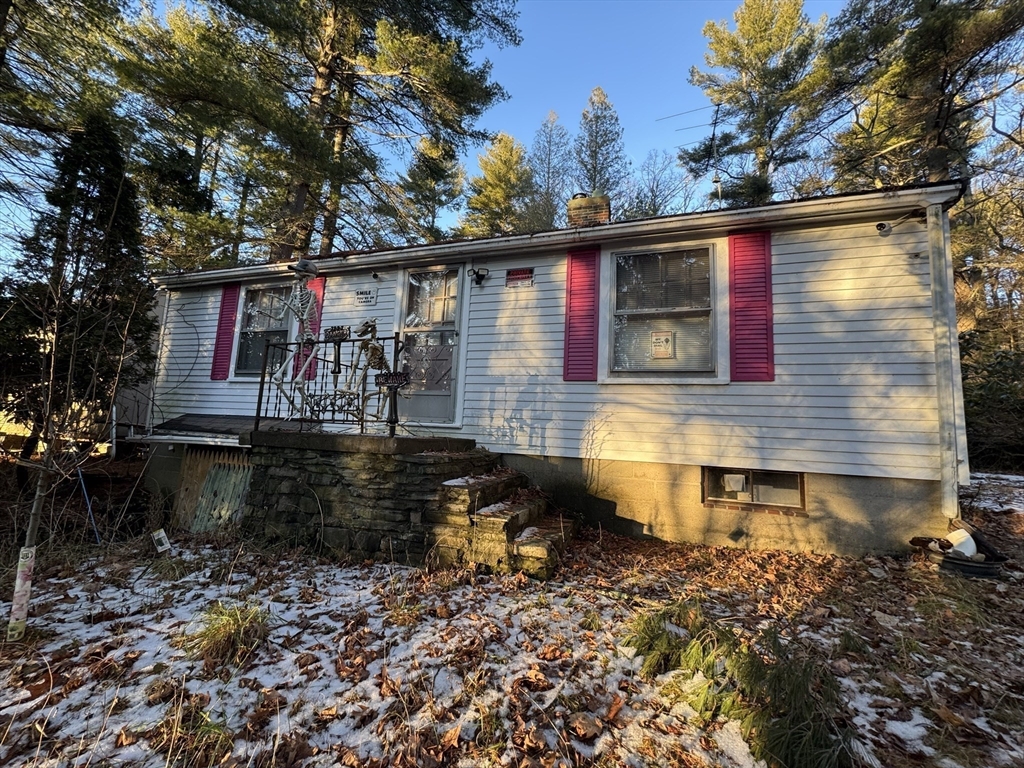 98 Medway Street Norfolk, MA 02056 - Photo 2 of 38