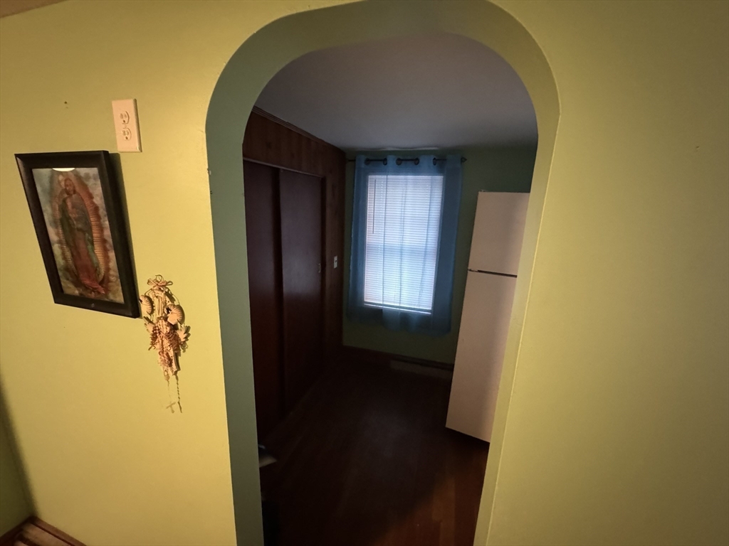 98 Medway Street Norfolk, MA 02056 - Photo 5 of 38