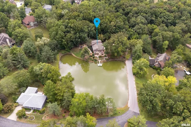 $518,900 | 173 Lake Indian Hills Circle, Carbondale, IL 62902