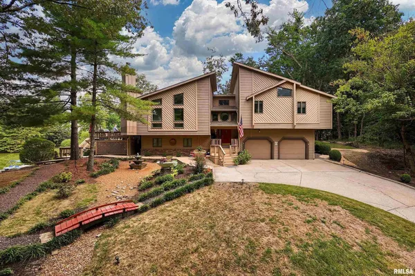 $518,900 | 173 Lake Indian Hills Circle, Carbondale, IL 62902