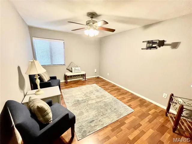 $1,695 | 890 Lester Avenue, Collinsville, IL 62234