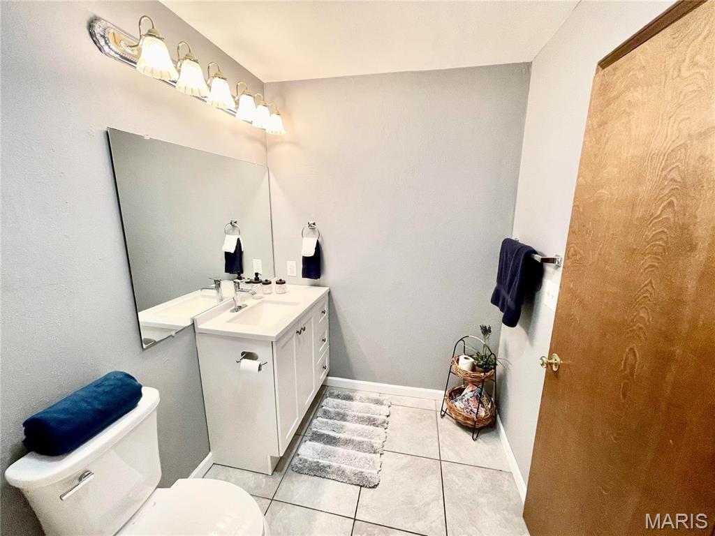 890 Lester Avenue Collinsville, IL 62234 - Photo 32 of 44