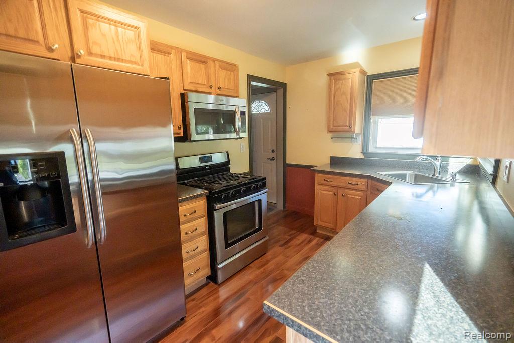 18064 Reed Street Melvindale, MI 48122 - Photo 15 of 41