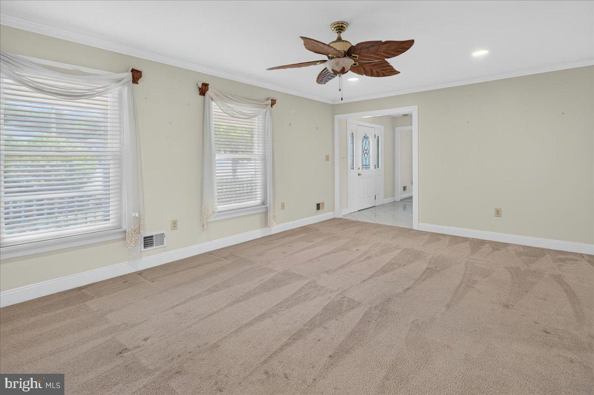 1491 Kuser Road Hamilton, NJ 08619 - Photo 20 of 42 Dining room