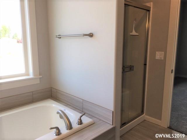 5931 Northeast Trask Lane Albany, OR 97321 - Photo 15 of 17