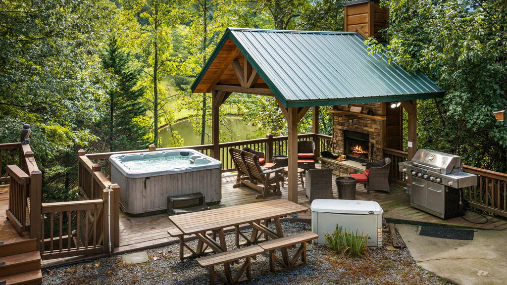 35 Wunder Bear Ridge Morganton, GA 30560 - Photo 4 of 123 Gallery Image 4