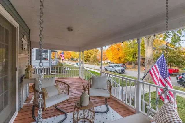 $169,000 | 609 North Jackson Street, Clinton, IL 61727