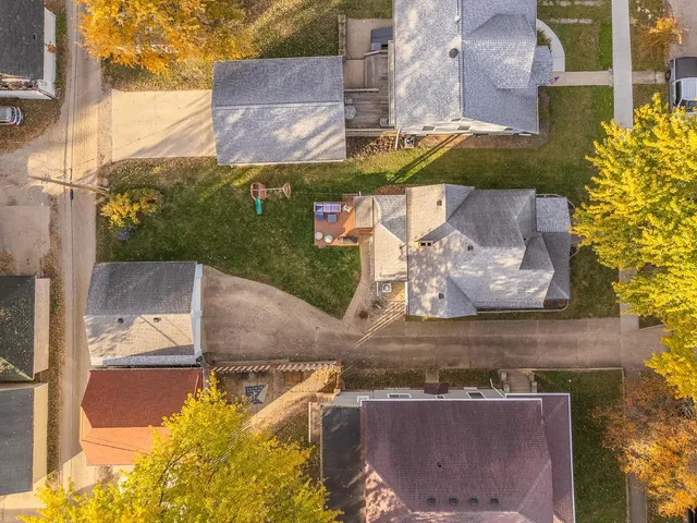 $169,000 | 609 North Jackson Street, Clinton, IL 61727